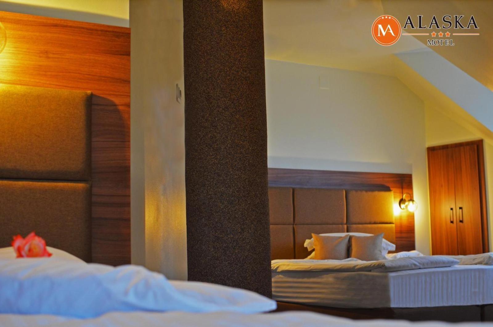 Motel Alaska Дева Екстериор снимка