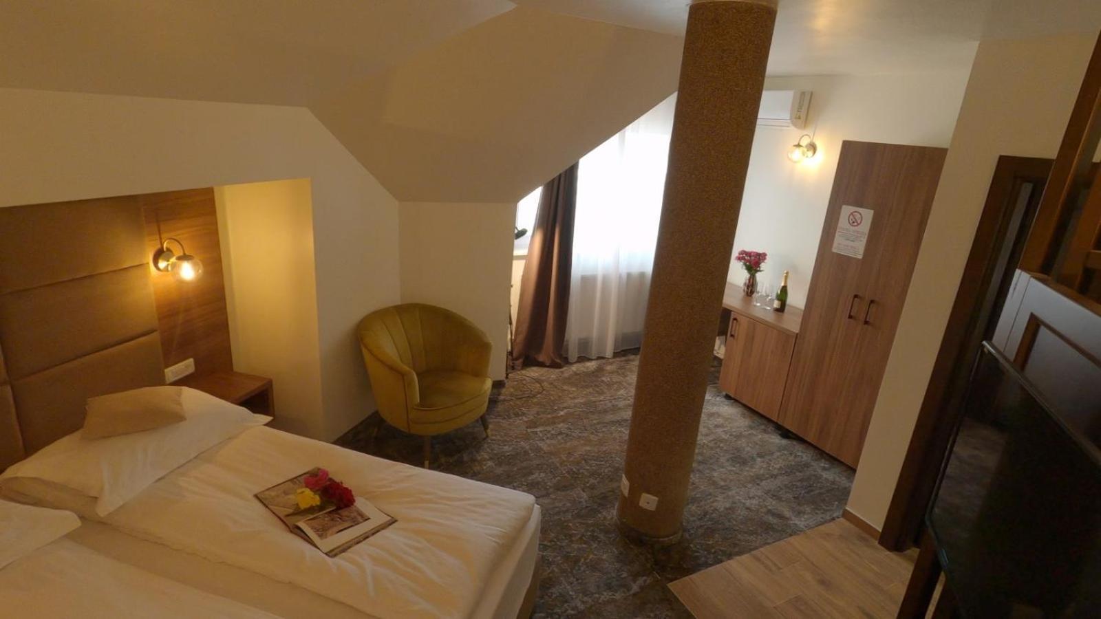Motel Alaska Дева Екстериор снимка
